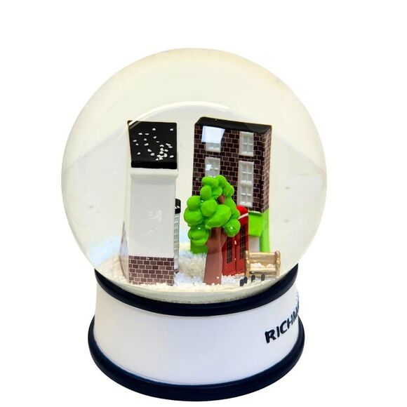 Ted Lasso Richmond Green Snow Globe Snowglobe NIB - Picture 2 of 2